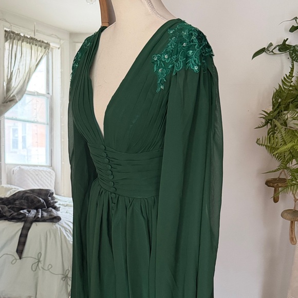 Elegant Green Evening Cape Sleeve Whimsical Gown - Picture 2 of 4